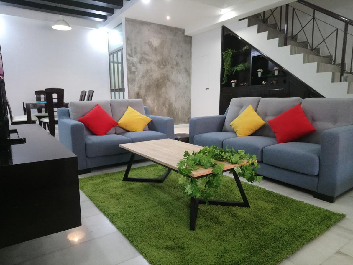 Jb Homestay Bukit Indah Wifi Ciq Mall Legoland Free Parking Johor Bahru Eksteriør billede