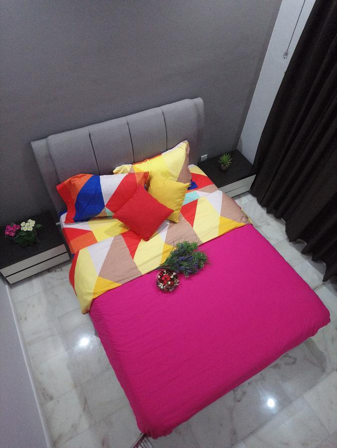Jb Homestay Bukit Indah Wifi Ciq Mall Legoland Free Parking Johor Bahru Eksteriør billede
