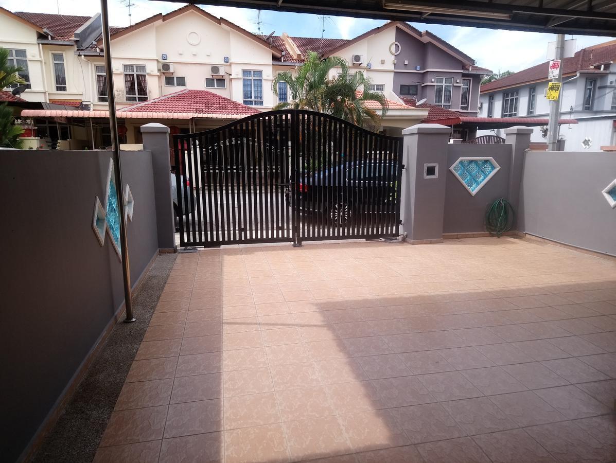 Jb Homestay Bukit Indah Wifi Ciq Mall Legoland Free Parking Johor Bahru Eksteriør billede