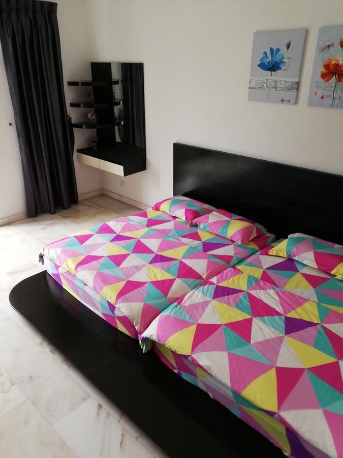Jb Homestay Bukit Indah Wifi Ciq Mall Legoland Free Parking Johor Bahru Eksteriør billede