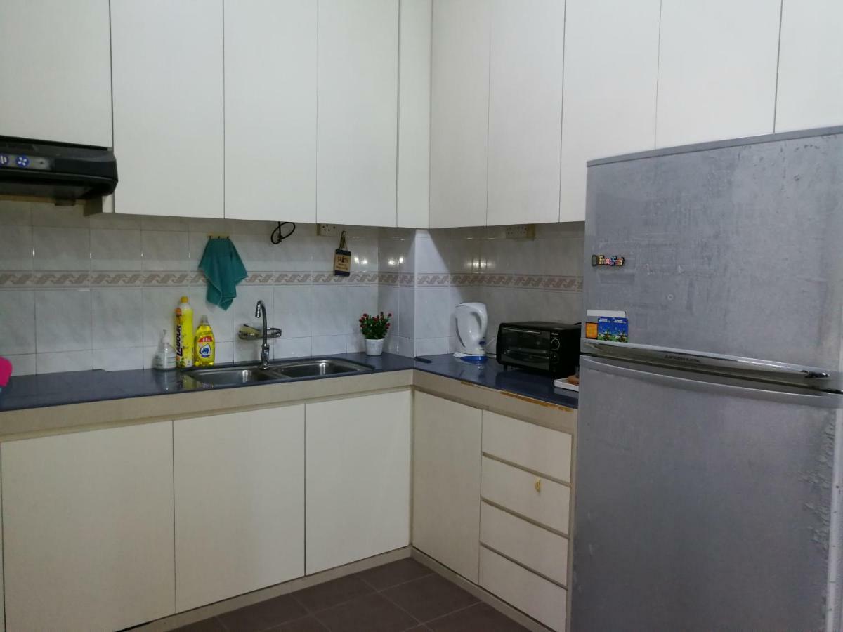 Jb Homestay Bukit Indah Wifi Ciq Mall Legoland Free Parking Johor Bahru Eksteriør billede